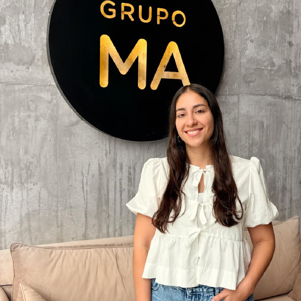 LAURA ESQUIVEL