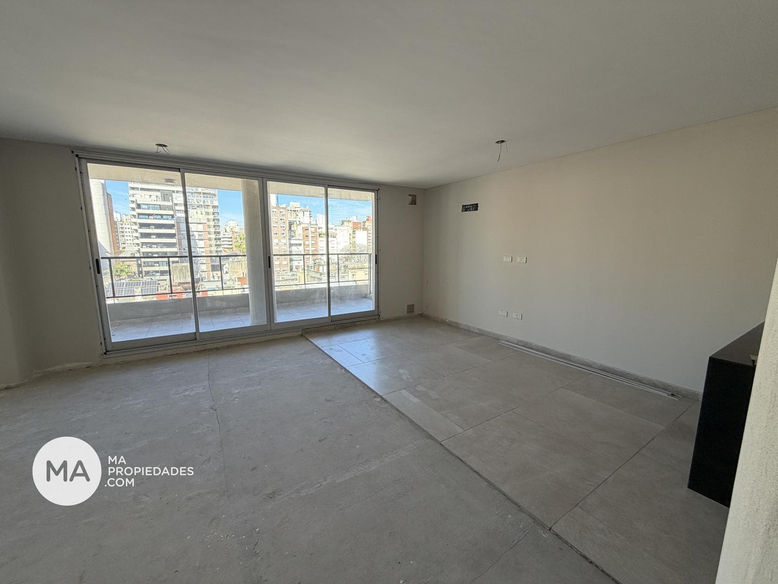 Venta | Departamento 3 dormitorios en piso exclusivo - Catamarca 2000 - Lourdes Rosario