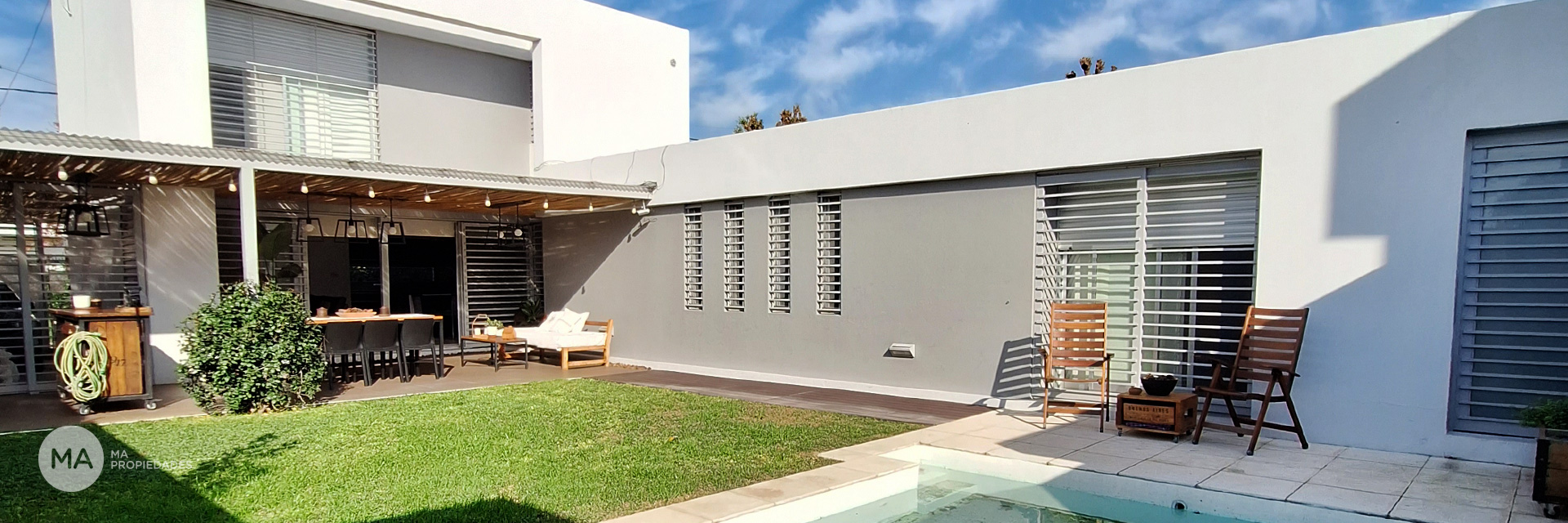 Casa 3 dormitorios, jardín, piscina - Stella 9000 - Fisherton Rosario