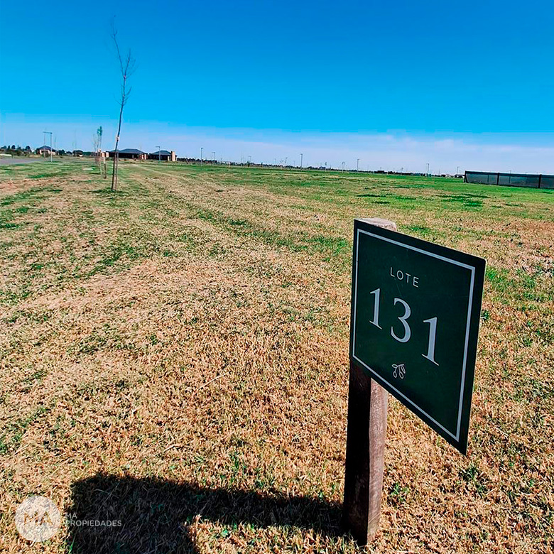 Terreno 800 m² en La Finca - Funes | venta