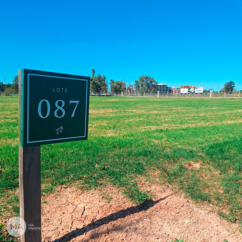 Terreno 800 m² - Arturo Illia 1500 - La Finca - Funes | venta
