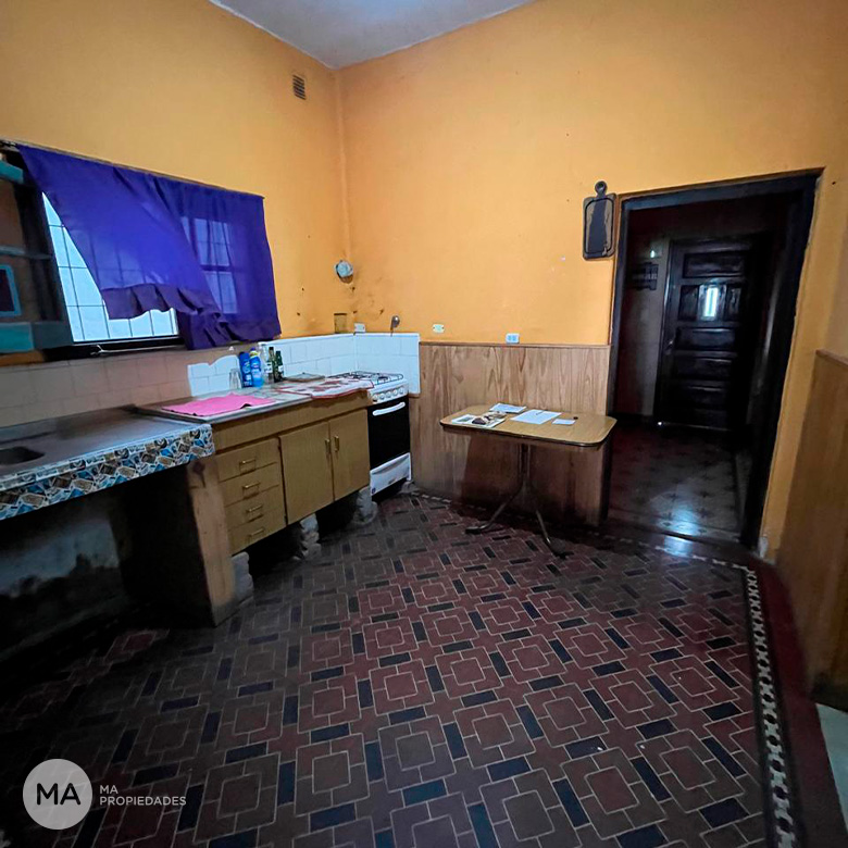 Casa 4 Dormitorios - Bv. Rondeau 4100 - Rosario | Venta