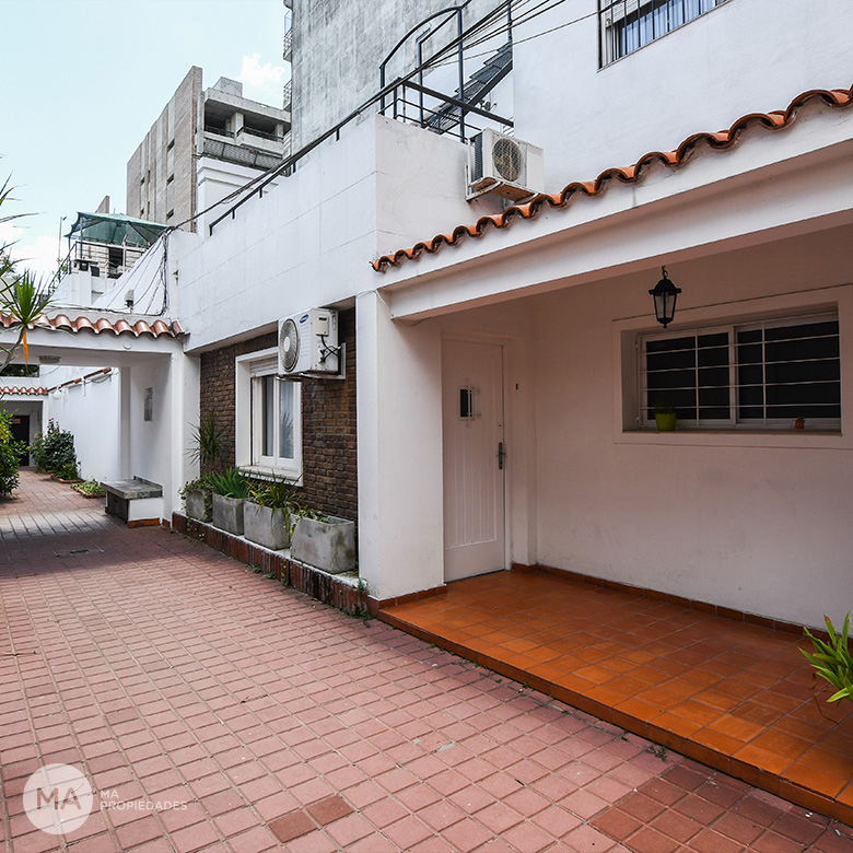 Casa 3 Dormitorios - Juan Manuel De Rosas 1600 - Rosario Martin -