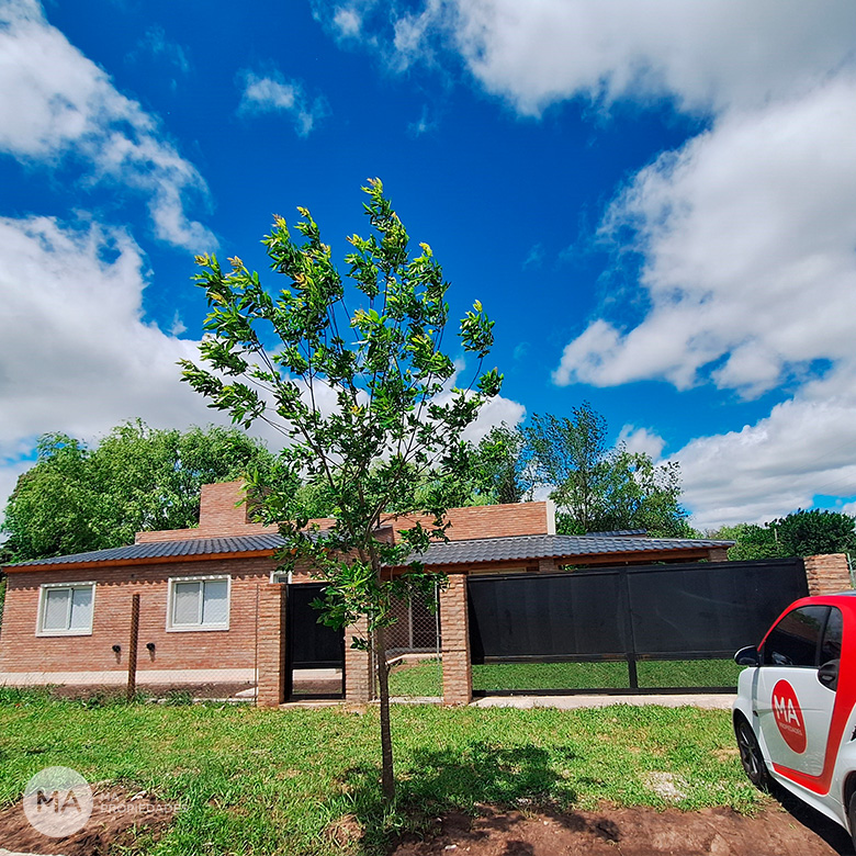 Casa 3 dormitorios - El Resero y Cnel. Díaz - Funes | Venta