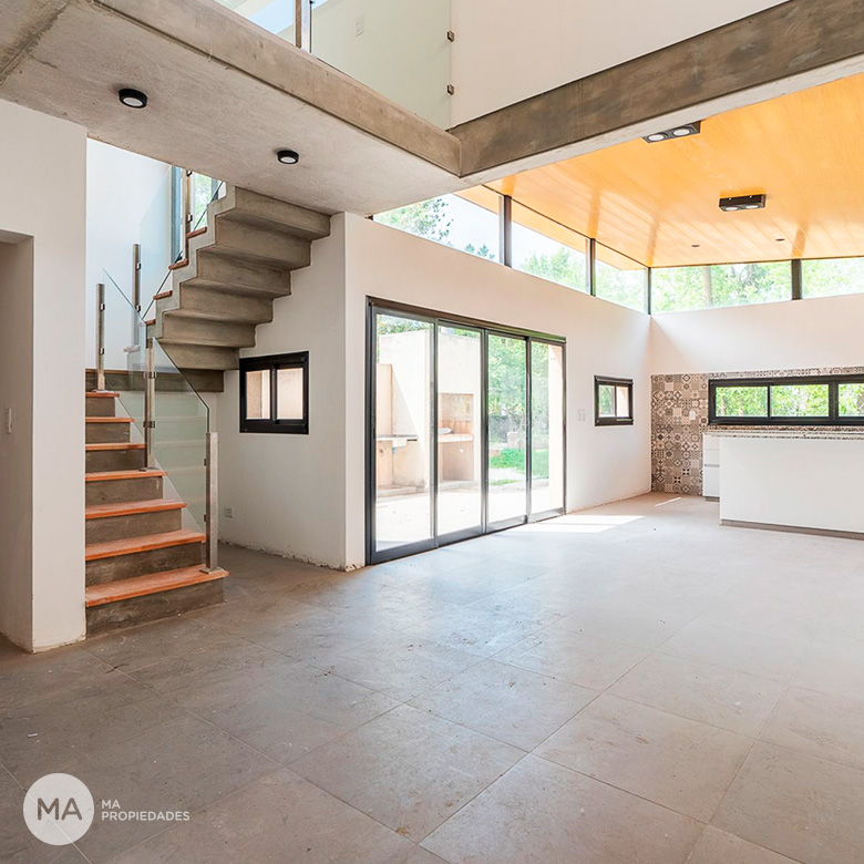 Casa 3 Dormitorios-Juan Manuel de Rosas 5700-Funes | Venta