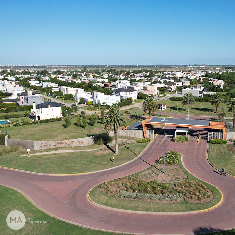 Lote 800 m2 - San Sebastián - Funes | Venta