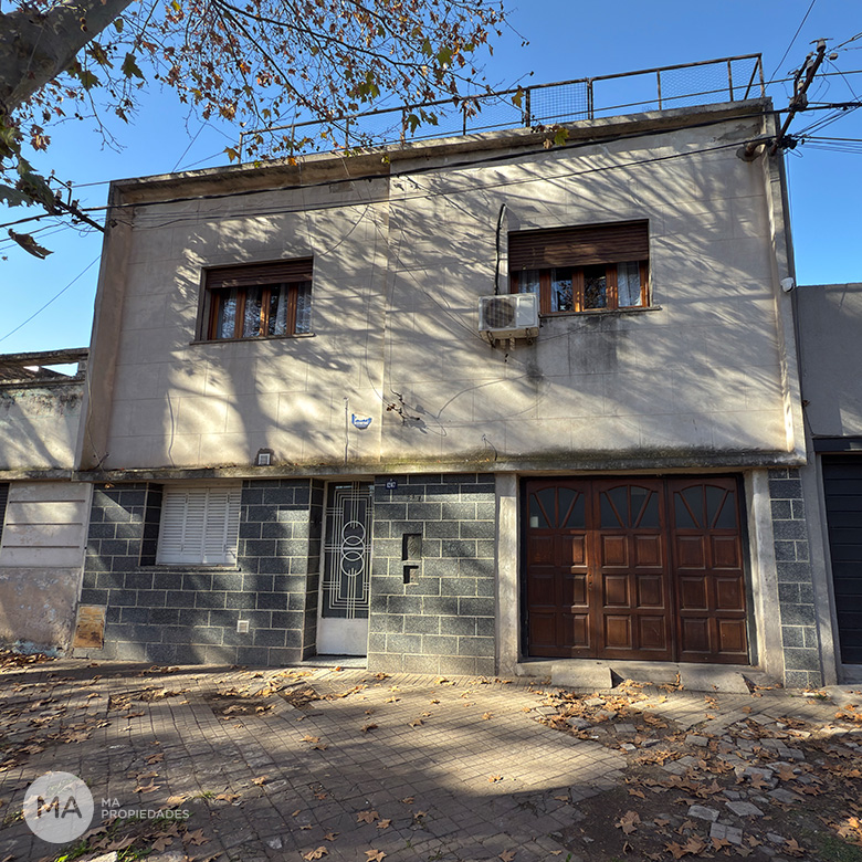 Casa 3 Dormitorios - Matienzo 1200 - Azcuenaga - Rosario | Venta