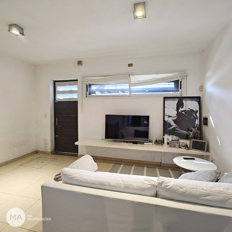 Casa 2 dormitorios con quincho - 3 de Febrero 3700 - Echesortu - Rosario | Venta