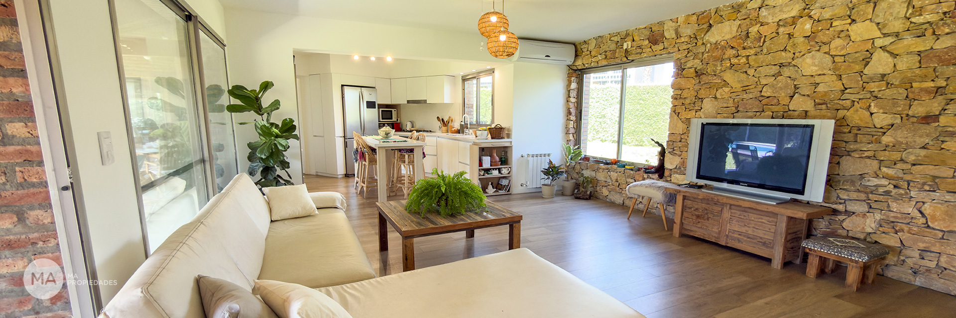 Casa 4 Dormitorios con jardín y pileta - San Marino, Funes Hills - Funes | Venta