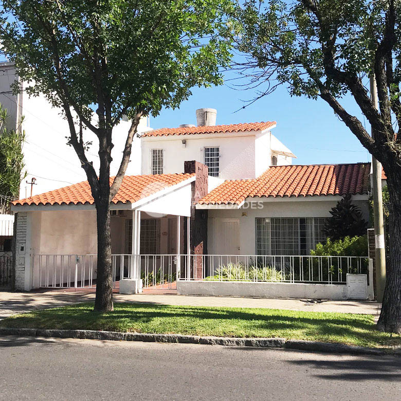 Casa 3 dormitorios en Rosario