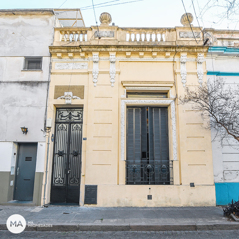 Casa 3 dormitorios a metros de Bv. Oroño y 9 de Julio - Centro, Rosario  | Venta