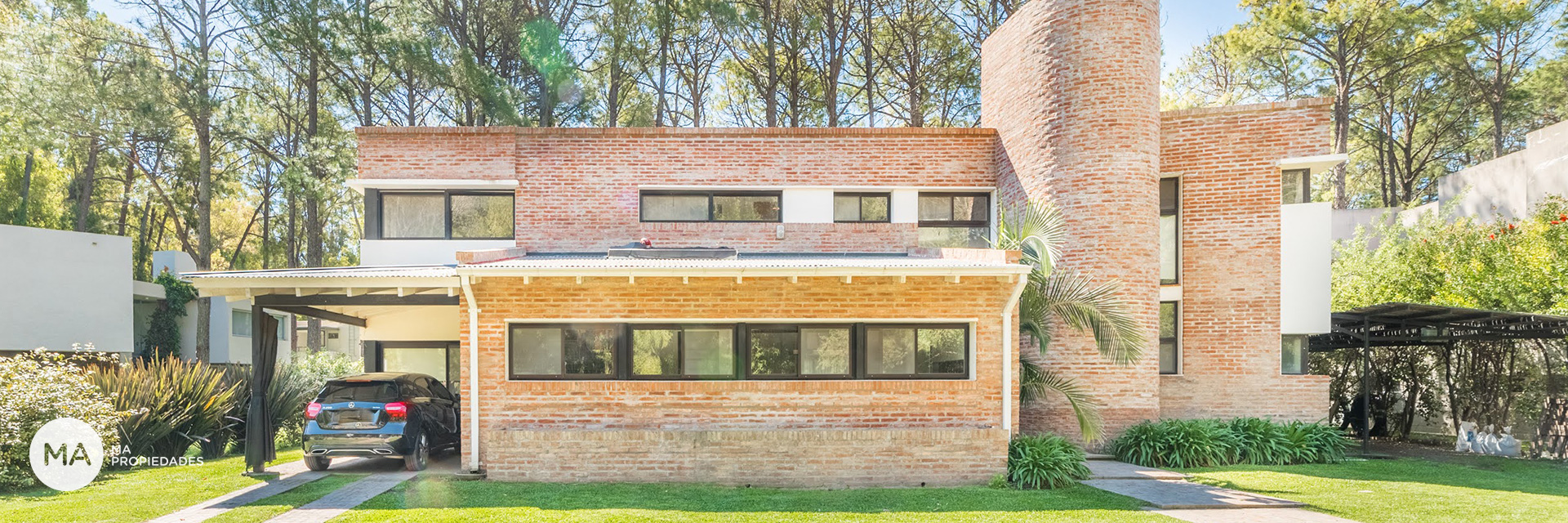 Casa 4 dormitorios, amplio jardín - Puerto Paraíso - Gral Lagos | Venta