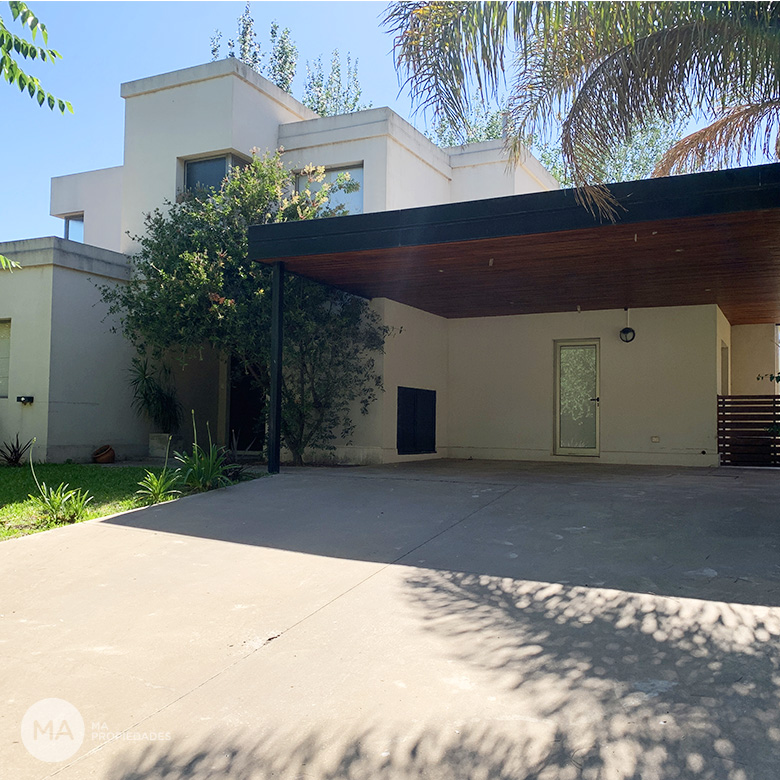 Aguadas - Casa de 3 dormitorios en alquiler
